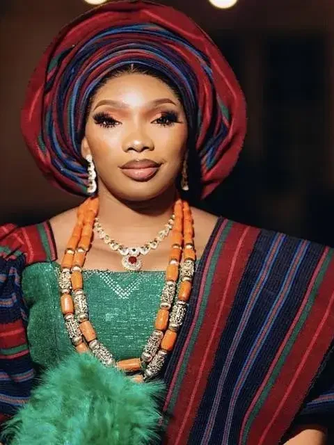 The look: makeup by Uniktouch
