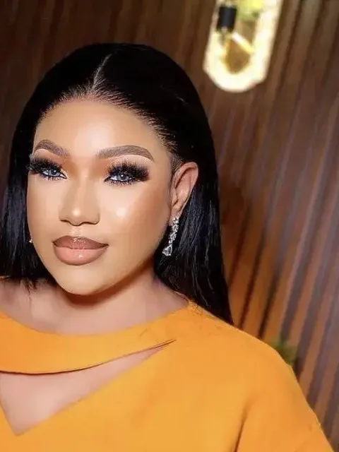 The reveal: makeup by Uniktouch